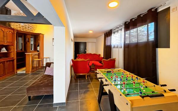 Maison à vendre    6 pièces •  Agde