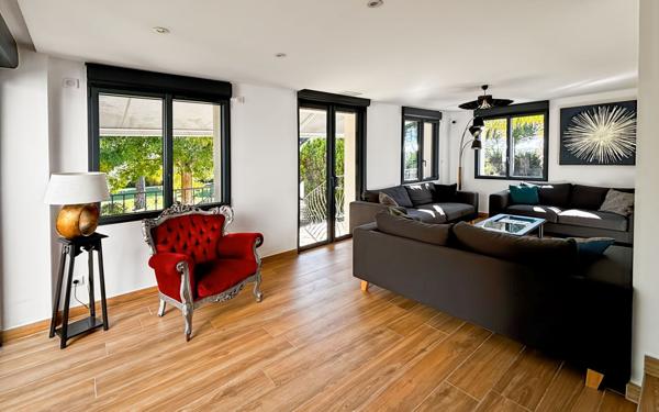 Maison à vendre    6 pièces •  Agde