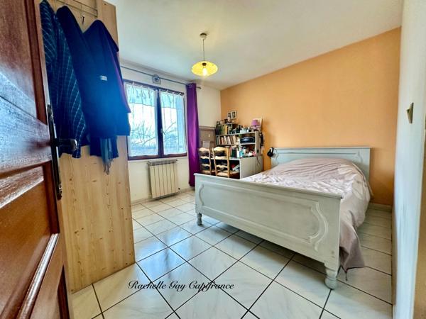 Maison familiale fonctionnelle avec sous sol complet, à vendre 5 pièces CLUSES (74)