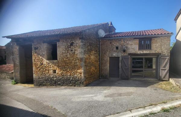 Lot de deux petites maisons en pierres, joli potentiel !
