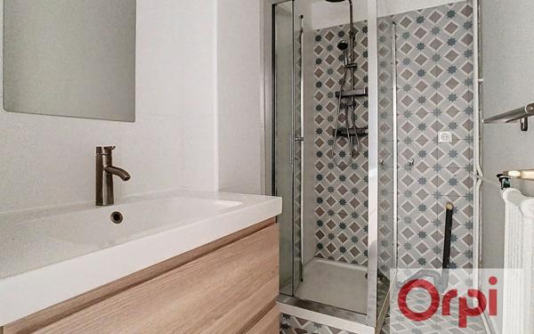 Appartement à vendre    3 pièces • 47,85 m2 Issy-les-Moulineaux