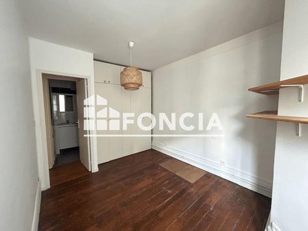 Location Appartement 2 pièces 50.89 m² - 85 RUE MYRHA Paris 75018