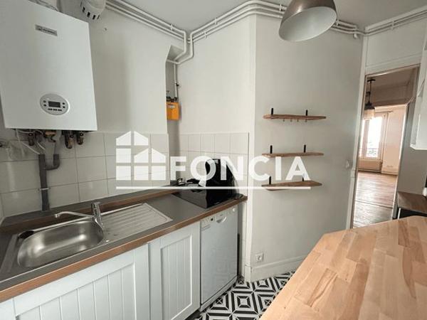Location Appartement 2 pièces 50.89 m² - 85 RUE MYRHA Paris 75018