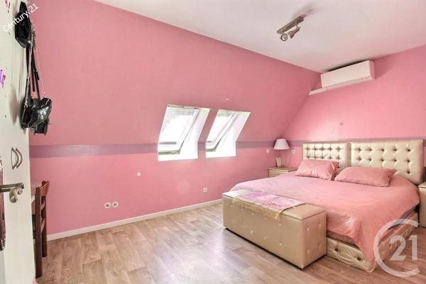Maison à vendre  4 pièces - 101 m 2   LA FERTE SOUS JOUARRE  - 77
