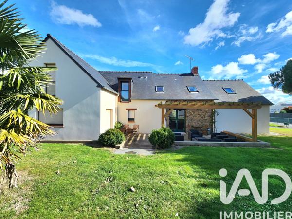 Maison à vendre 10 pièces 231 m² Bourgbarré