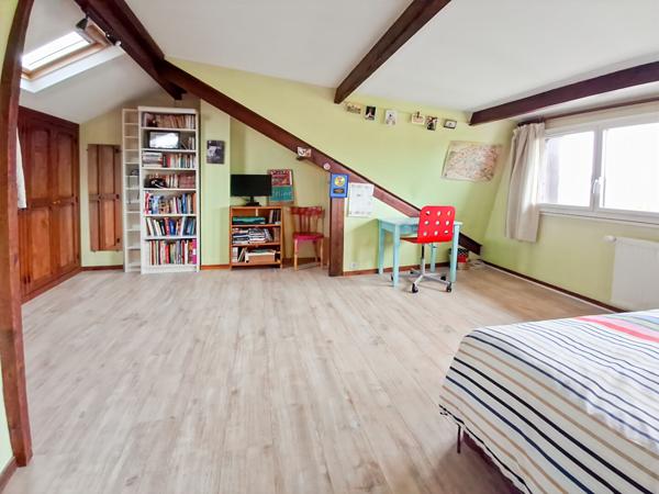 RUEIL-MALMAISON Côteaux - le calme parfait - eau jardin -