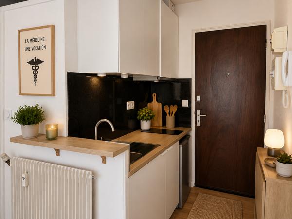 Studio non meublé rénové avec balcon et parking idéal étudiant non meublé - CHU Pellegrin
