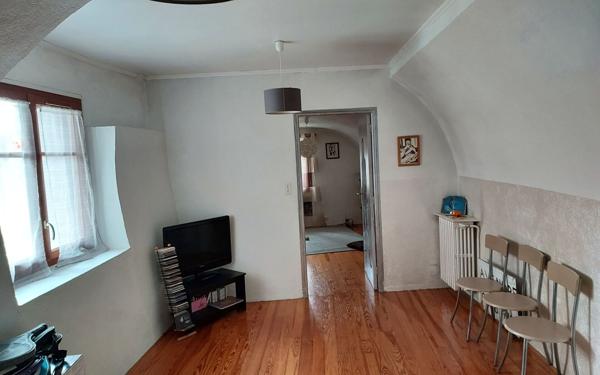 Appartement à vendre    5 pièces • 85,40 m2 Lucéram