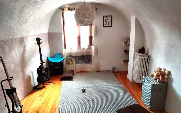 Appartement à vendre    5 pièces • 85,40 m2 Lucéram