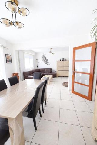 T3 lumineux -77 m²  - Garage + cave + parking - Quartier  Parc du Plessis - Très calme