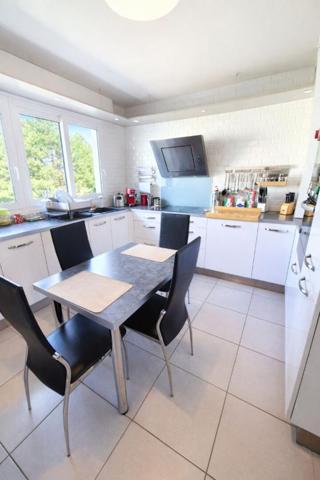 T3 lumineux -77 m²  - Garage + cave + parking - Quartier  Parc du Plessis - Très calme