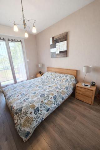 T3 lumineux -77 m²  - Garage + cave + parking - Quartier  Parc du Plessis - Très calme
