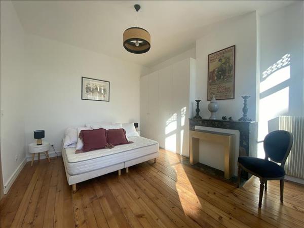 Appartement à louer 881 € CC LORMONT 2 p 41 m² DPE C