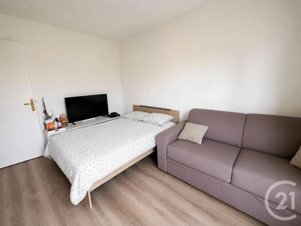 Maison à vendre  6 pièces - 122 m 2   OTHIS  - 77