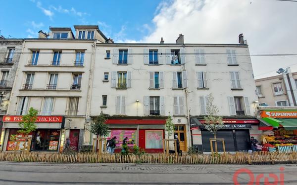 Appartement à vendre    2 pièces • 31,82 m2 Saint-Denis