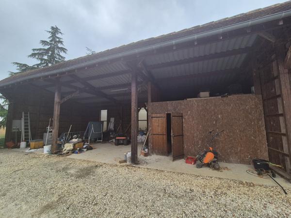 Preignan (32810) Maison T6 de 168m2 avec hangar 100m2 sur un terrain de 8000m2