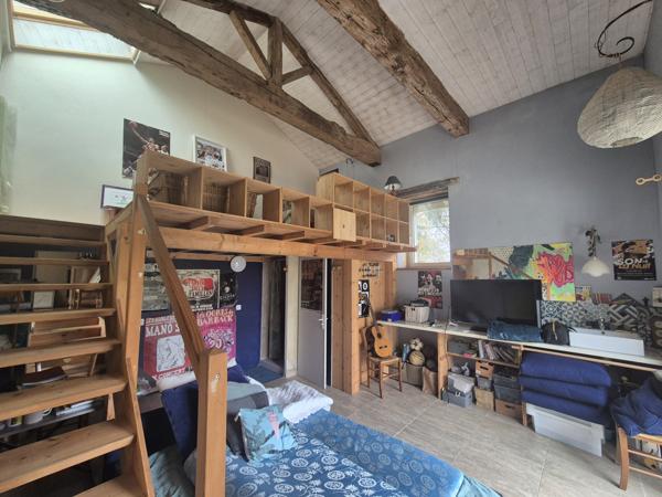 Preignan (32810) Maison T6 de 168m2 avec hangar 100m2 sur un terrain de 8000m2