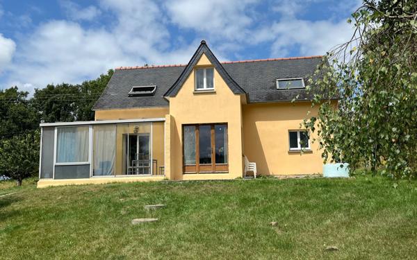Maison à vendre    7 pièces • 230 m2 Carnoët