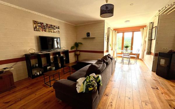 Maison à vendre    7 pièces • 230 m2 Carnoët