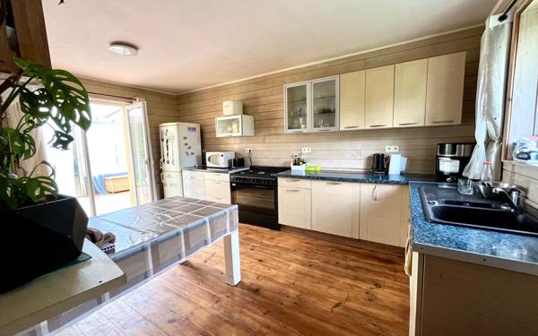 Maison à vendre    7 pièces • 230 m2 Carnoët