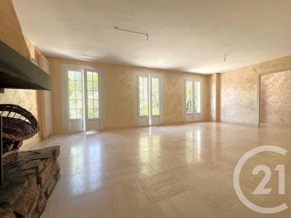 Maison à vendre  8 pièces - 155 m 2   ST CHERON  - 91