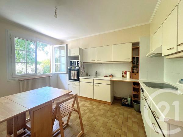 Maison à vendre  8 pièces - 155 m 2   ST CHERON  - 91