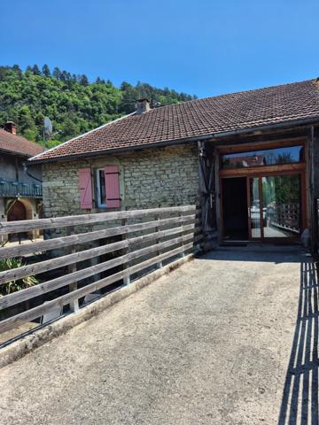 Maison à vendre 6 pièces LECT (39)