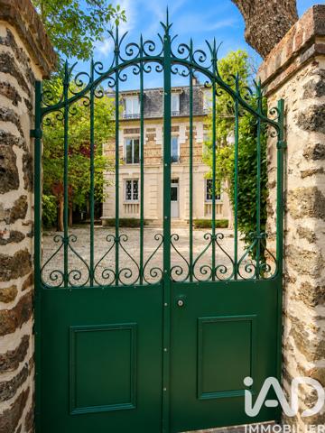 Maison à vendre 11 pièces 262 m² Fontenay-aux-Roses