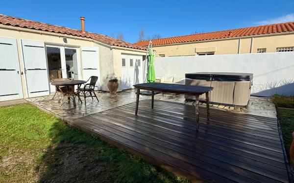 Maison à vendre    3 pièces •  Le Château-d'Oléron