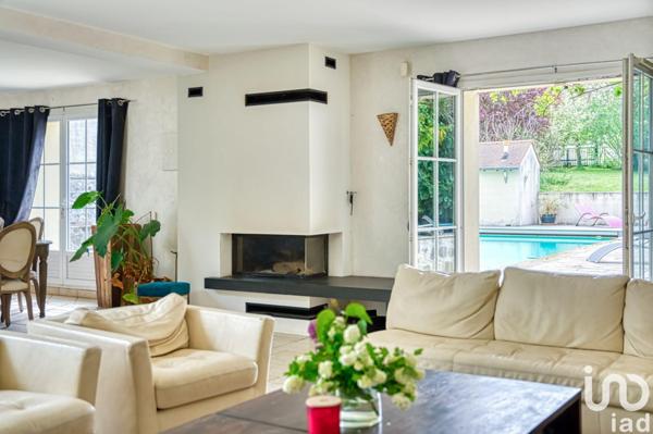 Maison à vendre 14 pièces 414 m² Gouvernes