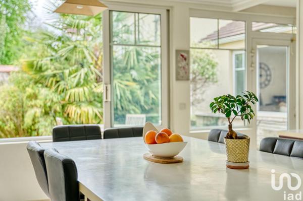 Maison à vendre 14 pièces 414 m² Gouvernes