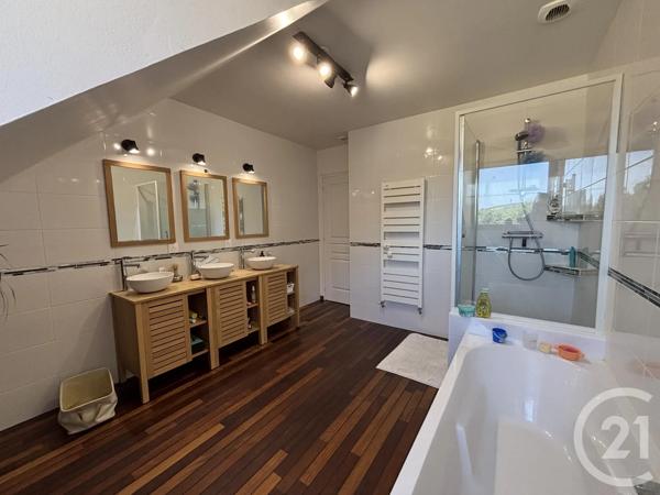 Maison à vendre  8 pièces - 238,47 m 2   TORCHAMP  - 61