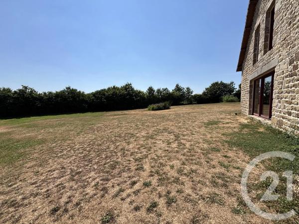 Maison à vendre  8 pièces - 238,47 m 2   TORCHAMP  - 61