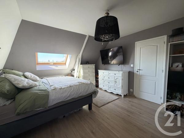 Maison à vendre  13 pièces - 227 m 2   BUCHY  - 76