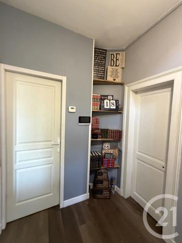 Maison à vendre  13 pièces - 227 m 2   BUCHY  - 76