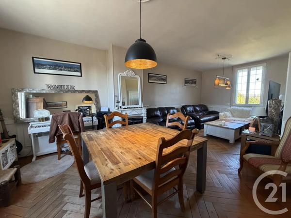 Maison à vendre  13 pièces - 227 m 2   BUCHY  - 76