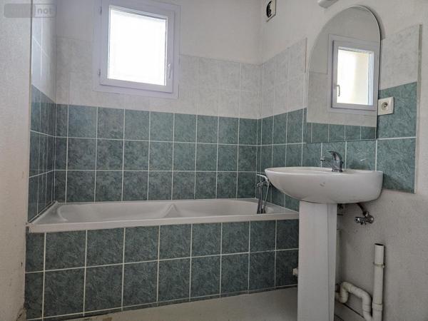 Appartement à vendre à Auray dans le Morbihan (56400), ref : 56027-699