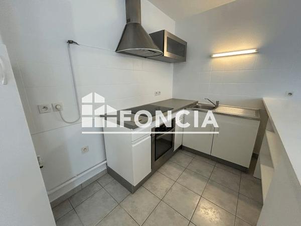 Location Appartement 2 pièces 44.2 m² - 68 RUE PIERRE CORNEILLE Valence 26000