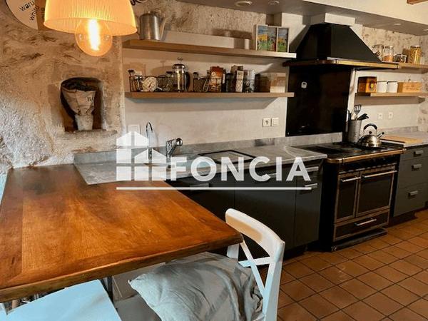 Location Maison 5 pièces 212.8 m² - Thoiry 01710