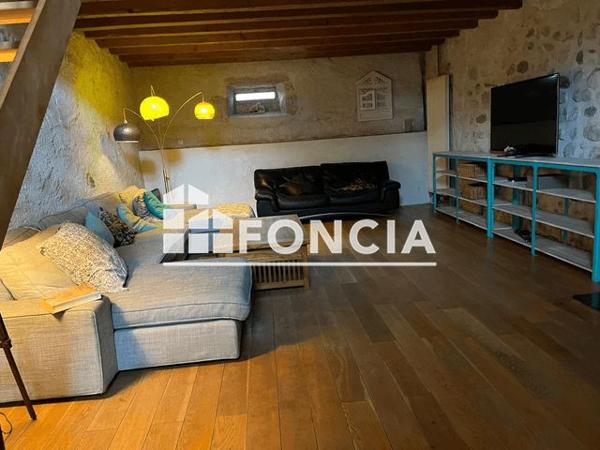 Location Maison 5 pièces 212.8 m² - Thoiry 01710