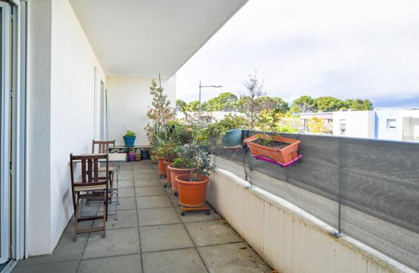 Appartement 4 pièce(s) 3 Chambres avec balcons/terrasses