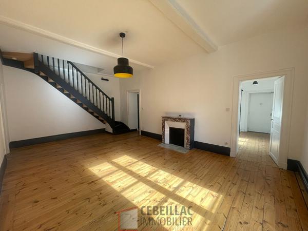 Trés bel appartement hyper centre en duplex