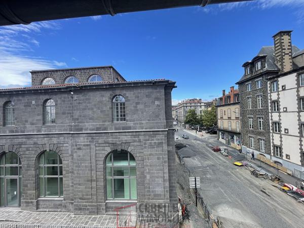 Trés bel appartement hyper centre en duplex