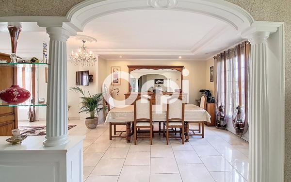 Maison à vendre    7 pièces •  Soissons