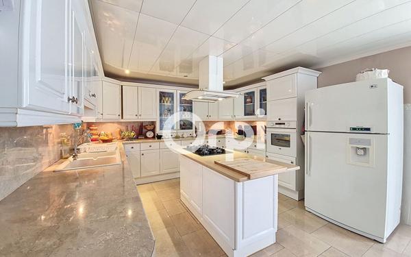 Maison à vendre    7 pièces •  Soissons