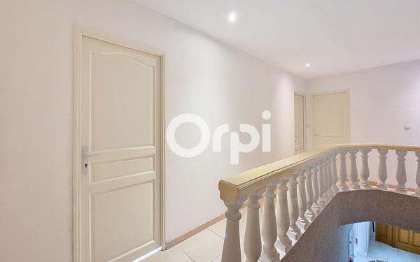 Maison à vendre    7 pièces •  Soissons