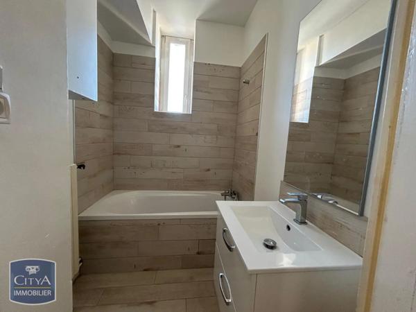 Appartement à louer 3 pièces 65.57m²