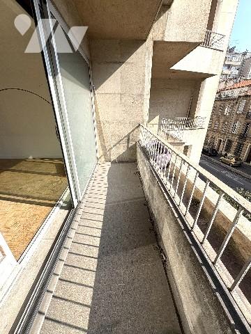 Bd Périer un appartement traversant T4 de 104 m² + balcon et petite terrasse + cave