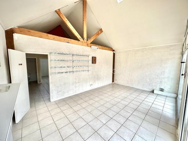 Local commercial de 67 m²