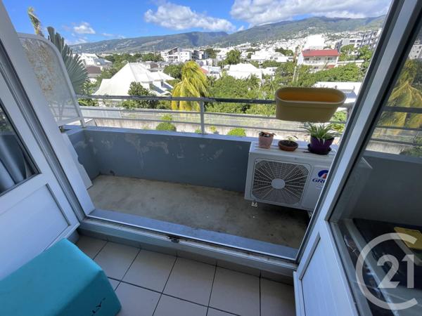 Appartement F1 à vendre  1 pièce - 19,30 m2 ST DENIS - 974